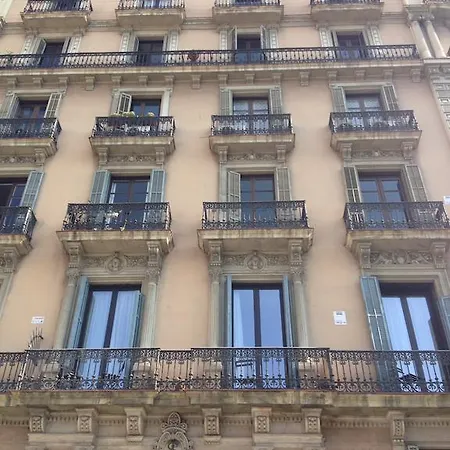 Days In Eixample Right Side